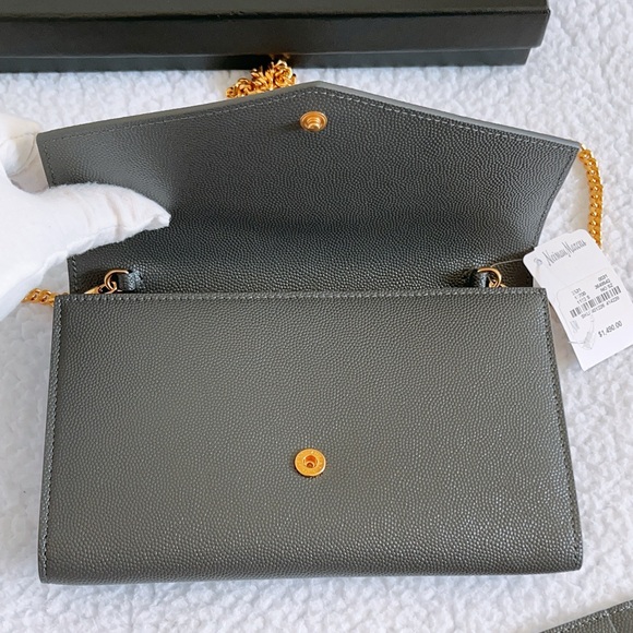 Saint Laurent Uptown Chain Wallet in Grain De Poudre Embossed Leather - Picture 9 of 16